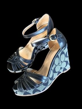Coach KATHERINE BLACK and GREY Signature Platform Wedge/ PLATFORM Sandals NWOT